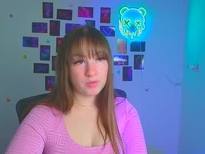 Screenshot from camilla_body webcams