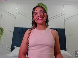 Screenshot from camilla_miller01 webcams
