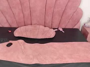 Screenshot from candy_bony1 webcams