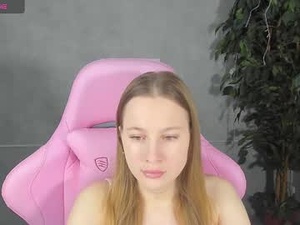 Screenshot from candy_cansew webcams