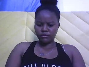 Screenshot from carene25 webcams