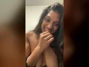 Screenshot from caribcutie webcams