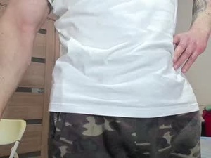 Screenshot from carin_the_body webcams