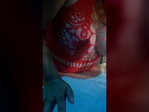 Screenshot from carrieannebaked webcams