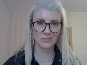 Screenshot from carry_341 webcams