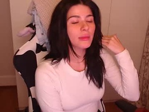 Screenshot from cassiealvarez webcams