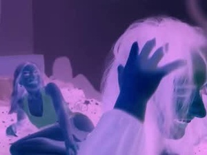 Screenshot from cassiekatherine_ webcams