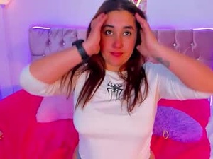 Screenshot from catherine_and_tara webcams
