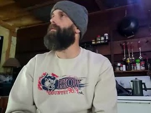 Screenshot from cdog9450 webcams