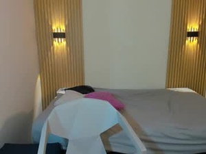 Screenshot from celestemoon5 webcams