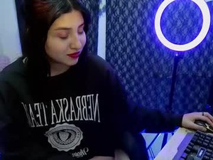 Screenshot from celine_forger webcams