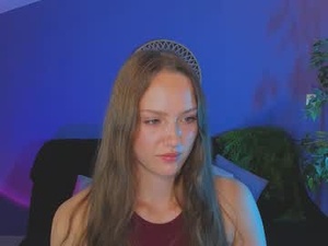Screenshot from celinecharm_ webcams