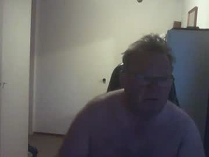 Screenshot from cesar115804 webcams