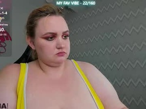 Screenshot from channaa_le webcams