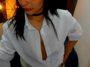 Screenshot from chantal_fox_ webcams