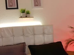 Screenshot from charlotepetite webcams