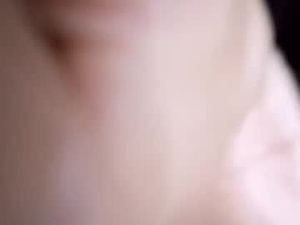 Screenshot from charlymo730 webcams
