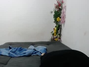 Screenshot from cherry_provocation webcams