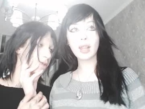 Screenshot from chickensoup666 webcams