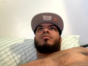 Screenshot from chikolindo23 webcams