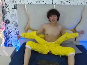 Screenshot from chipi_tay webcams
