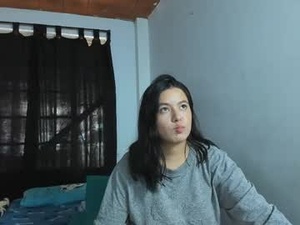 Screenshot from chloe_skiyx webcams