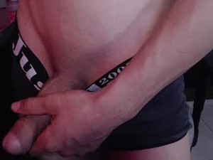 Screenshot from chris_evans27 webcams