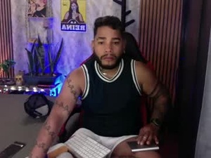 Screenshot from chris_stone444 webcams