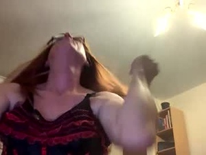 Screenshot from chrissiebitch70744 webcams