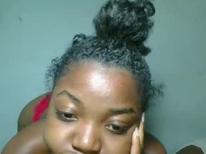 Screenshot from christine985 webcams