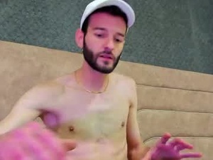 Screenshot from christopher__saint webcams