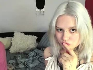 Screenshot from cigaretteduringsex webcams