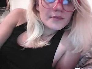 Screenshot from clairesqrt webcams