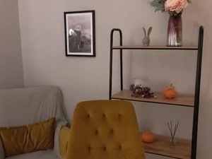 Screenshot from clara_reedfield webcams