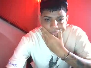 Screenshot from clarentz_baileys webcams