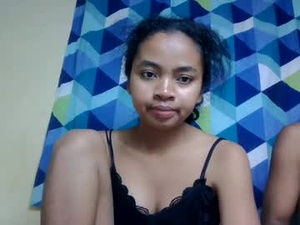 Screenshot from cloriiienne webcams