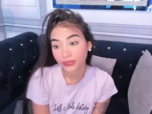 Screenshot from cloy_baby webcams