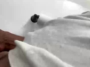 Screenshot from cockspitting webcams