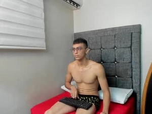 Screenshot from cody19__ webcams