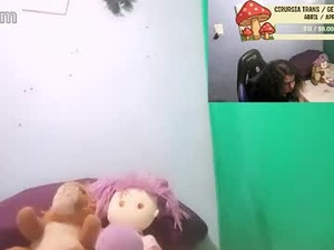 Screenshot from cogumelinha00 webcams