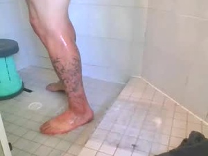 Screenshot from comeplaywitme11 webcams