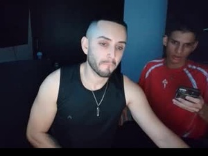 Screenshot from conradgrayson78 webcams