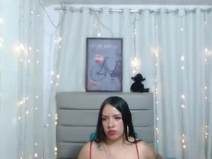 Screenshot from coral_monroe webcams