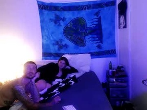 Screenshot from couplakinks00 webcams