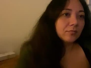 Screenshot from couple4yu2see webcams