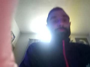 Screenshot from cozzyfella97 webcams