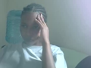 Screenshot from crammy_freaky webcams