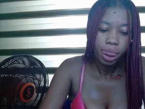 Screenshot from creamyxpussyx webcams
