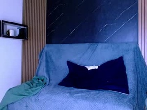 Screenshot from cris_lacobra_ webcams