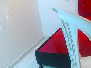 Screenshot from cristal541658 webcams